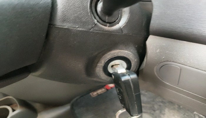 2015 Hyundai i10 SPORTZ 1.1, Petrol, Manual, 30,266 km, interior