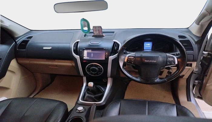 2018 ISUZU D-Max V Cross 4*4 MT, Diesel, Manual, 1,74,719 km, interior