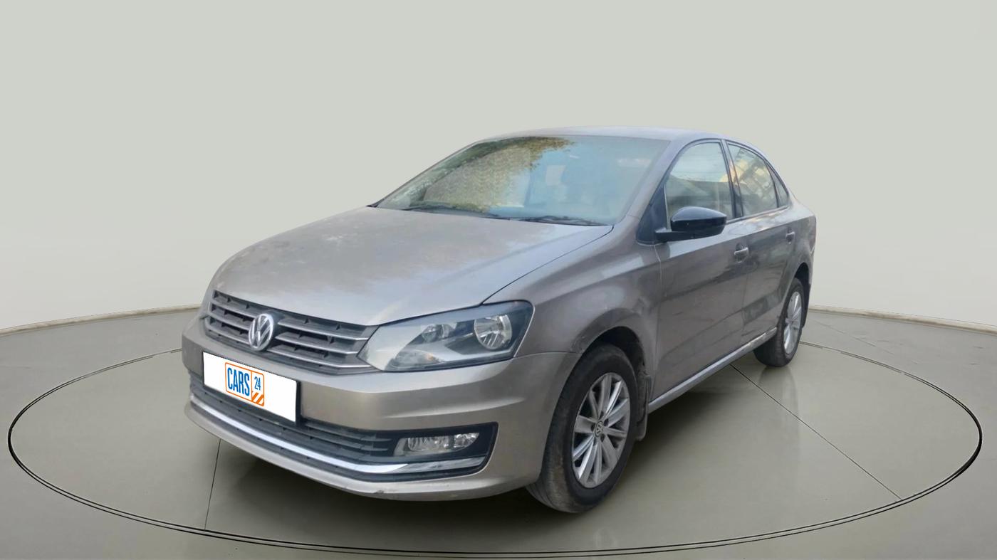 2016 Volkswagen Vento COMFORTLINE 1.6, Petrol, Manual, 1,00,008 km, exterior