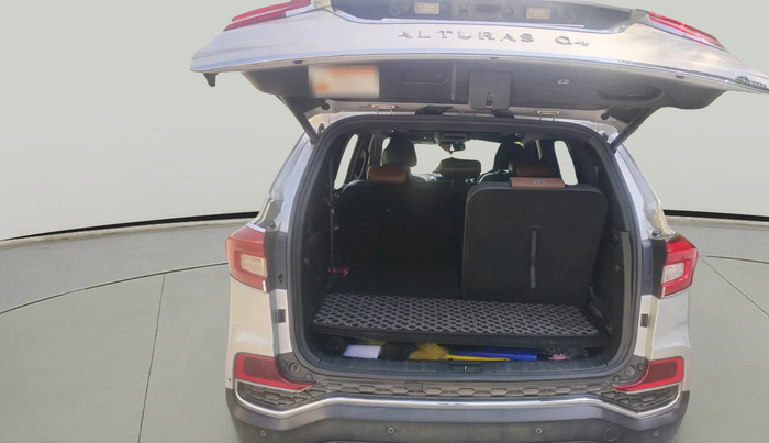 2019 Mahindra ALTURAS G4 4WD AT, Diesel, Automatic, 1,50,066 km, exterior