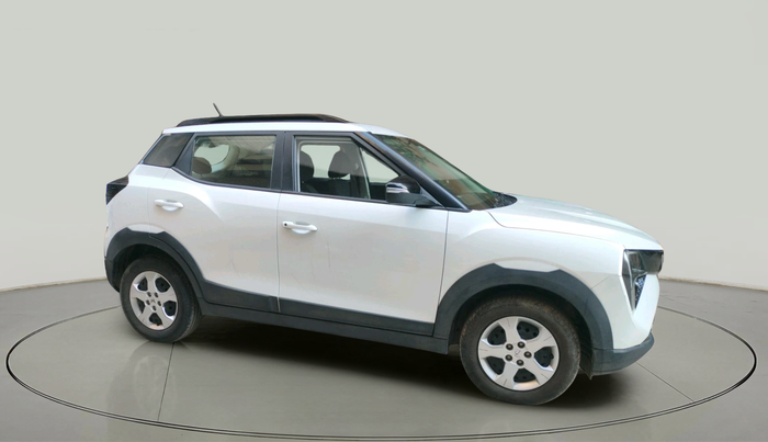 2024 Mahindra XUV 3XO MX3 1.2 L TCMPFI AT, Petrol, Automatic, 16,504 km, exterior