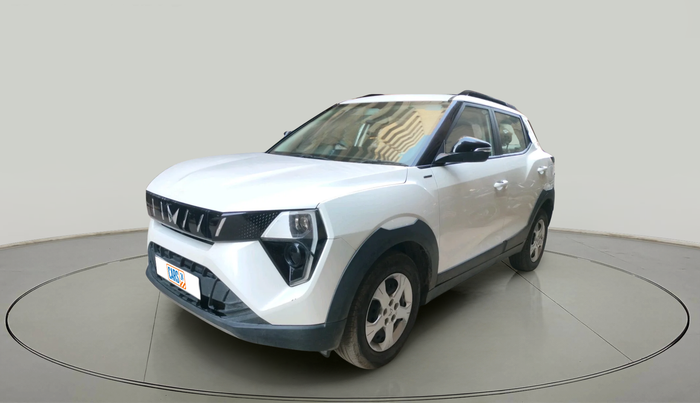 2024 Mahindra XUV 3XO MX3 1.2 L TCMPFI AT, Petrol, Automatic, 16,504 km, exterior