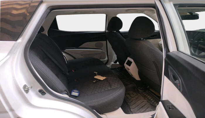 2024 Mahindra XUV 3XO MX3 1.2 L TCMPFI AT, Petrol, Automatic, 16,504 km, interior