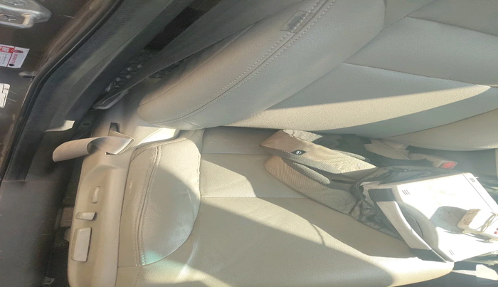 2014 Honda CRV 2.4L 4WD AVN AT, Petrol, Automatic, 1,46,996 km, interior