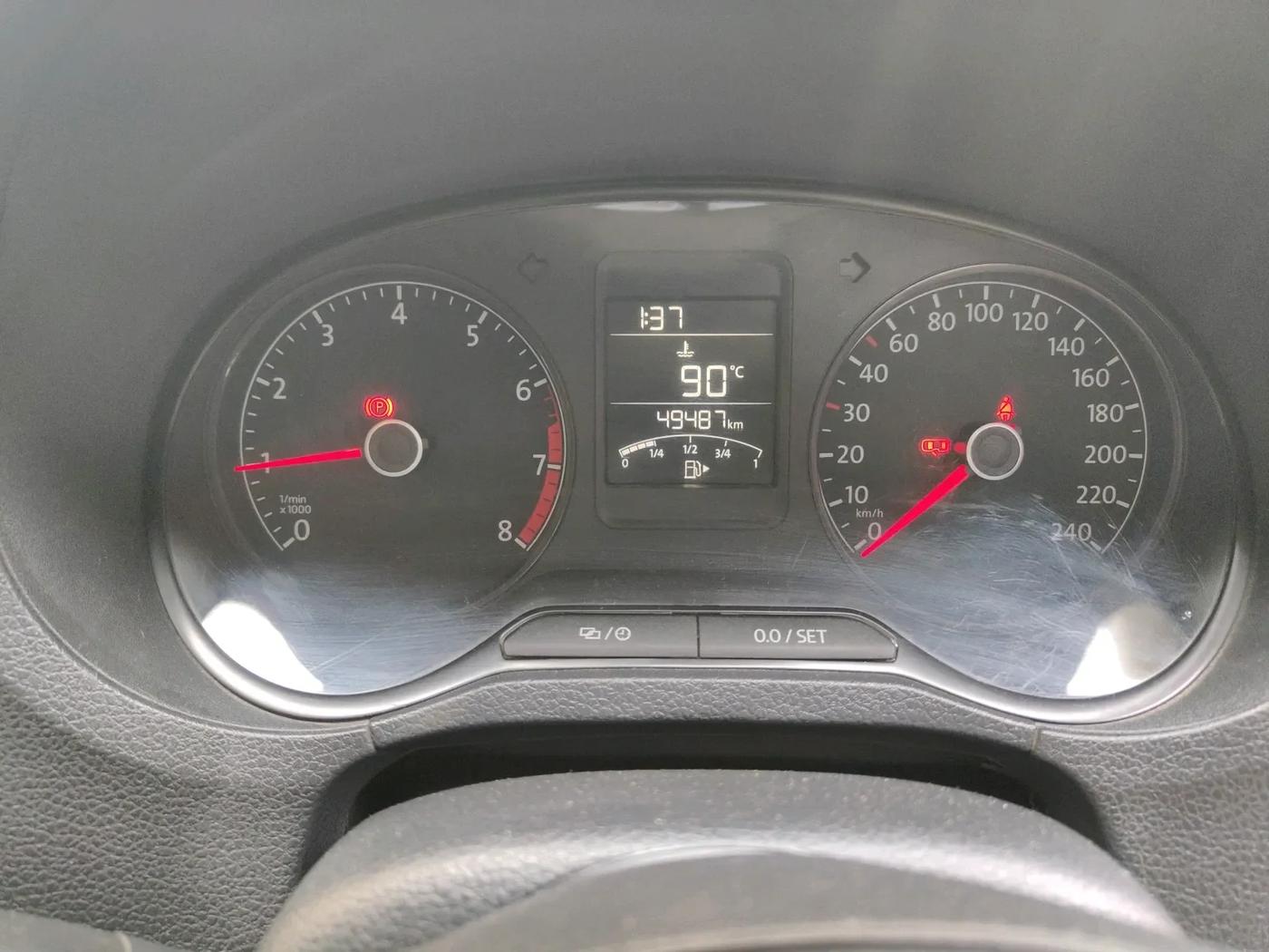 2021 Volkswagen Polo COMFORTLINE 1.0L TSI, Petrol, Manual, 49,487 km, interior