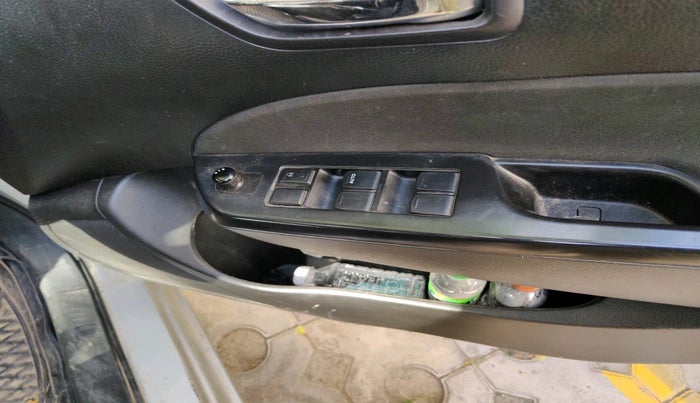 2014 Maruti Swift VXI, Petrol, Manual, 89,889 km, interior