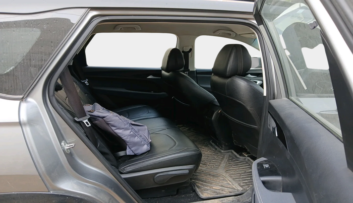 2019 MG HECTOR SUPER 2.0 DIESEL, Diesel, Manual, 74,652 km, interior