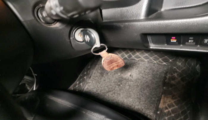 2016 Maruti Swift VXI, Petrol, Manual, 1,14,547 km, interior