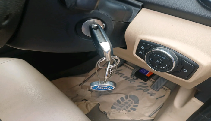 2017 Ford Figo Aspire TITANIUM 1.2 PETROL, Petrol, Manual, 67,974 km, interior