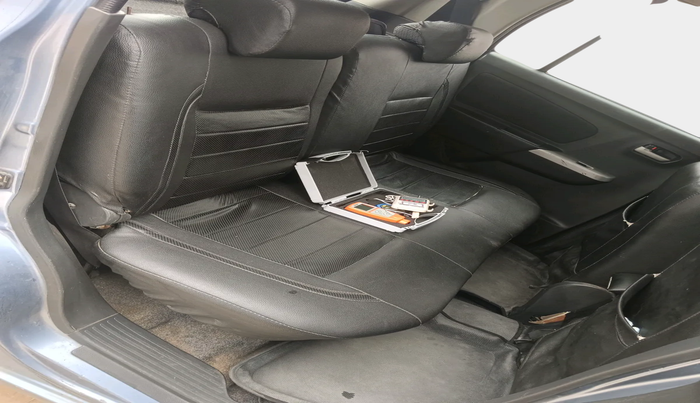 2011 Maruti Wagon R 1.0 VXI, Petrol, Manual, 1,23,883 km, interior