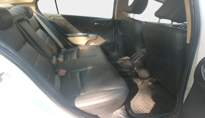 2016 Honda City 1.5L I-VTEC VX CVT, Petrol, Automatic, 96,622 km, interior