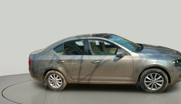 2016 Skoda Octavia STYLE PLUS AT 1.8 TSI, Petrol, Automatic, 68,323 km, exterior