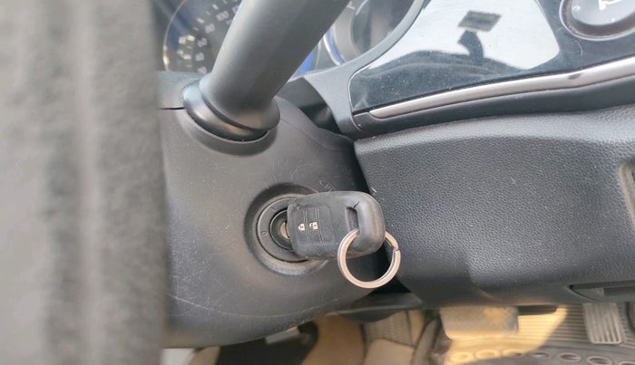 2015 Honda City 1.5L I-VTEC SV CVT, Petrol, Automatic, 1,99,585 km, interior