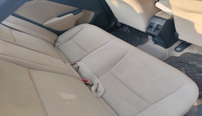 2015 Honda City 1.5L I-VTEC SV CVT, Petrol, Automatic, 1,99,585 km, interior