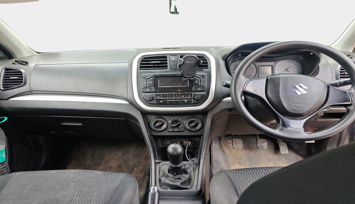 2021 Maruti Vitara Brezza LXI, Petrol, Manual, 43,471 km, interior
