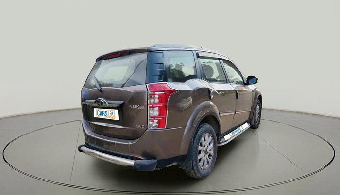 2017 Mahindra XUV500 W10 1.99, Diesel, Manual, 2,11,000 km, exterior