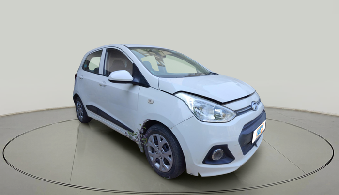 2016 Hyundai Grand i10 MAGNA AT 1.2 KAPPA VTVT, Petrol, Automatic, 31,438 km, exterior