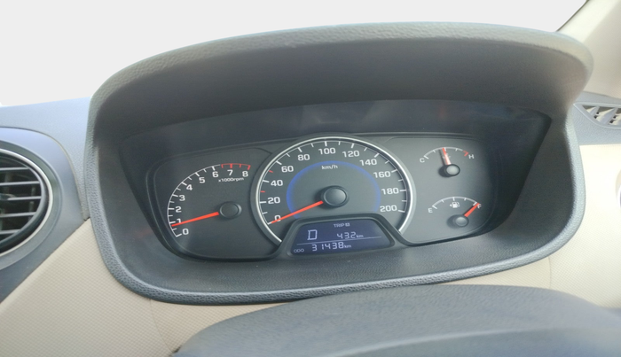 2016 Hyundai Grand i10 MAGNA AT 1.2 KAPPA VTVT, Petrol, Automatic, 31,438 km, interior