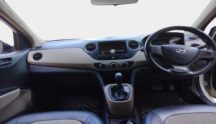 2016 Hyundai Grand i10 MAGNA AT 1.2 KAPPA VTVT, Petrol, Automatic, 31,438 km, interior