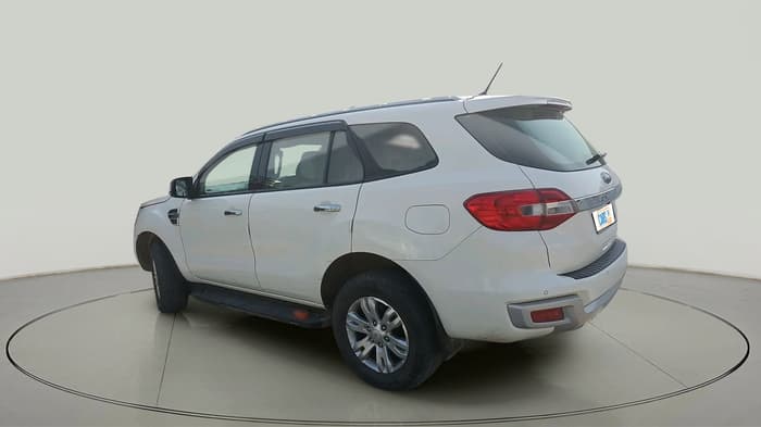 2016 Ford Endeavour TREND 3.2 4X4 AT, Diesel, Automatic, 1,71,800 km, exterior