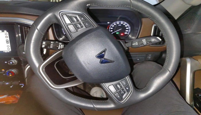 2023 Mahindra SCORPIO-N Z8 L PETROL AT 7 STR, Petrol, Automatic, 23,978 km, interior