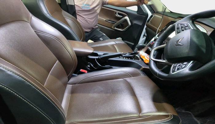 2023 Mahindra SCORPIO-N Z8 L PETROL AT 7 STR, Petrol, Automatic, 23,978 km, interior