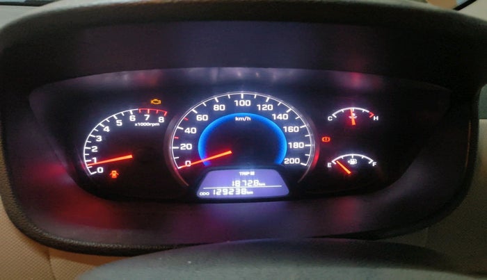 2015 Hyundai Grand i10 SPORTZ 1.2 KAPPA VTVT, CNG, Manual, 1,29,238 km, interior