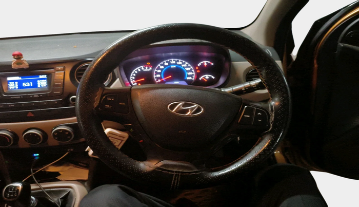 2015 Hyundai Grand i10 SPORTZ 1.2 KAPPA VTVT, CNG, Manual, 1,29,238 km, interior