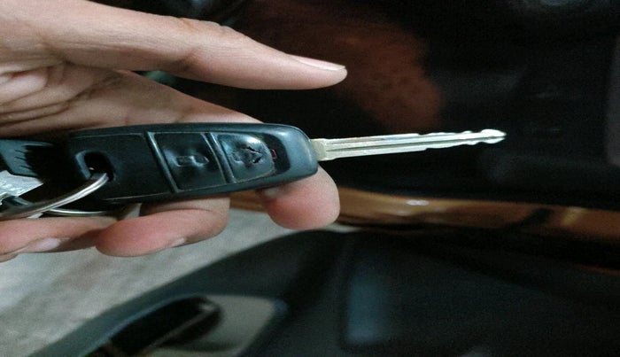 2015 Hyundai Grand i10 SPORTZ 1.2 KAPPA VTVT, CNG, Manual, 1,29,238 km, interior