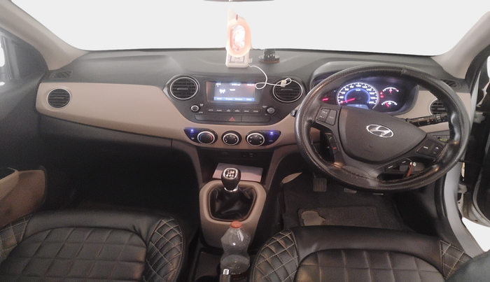 2017 Hyundai Grand i10 SPORTZ 1.2 KAPPA VTVT, Petrol, Manual, 77,419 km, interior