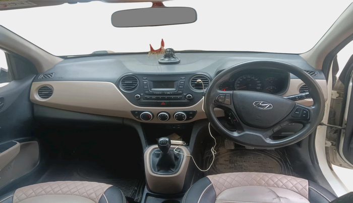 2018 Hyundai Xcent S 1.2, Petrol, Manual, 1,42,513 km, interior