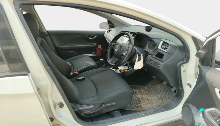 2016 Honda BR-V 1.5L I- DTEC V, Diesel, Manual, 1,57,059 km, interior