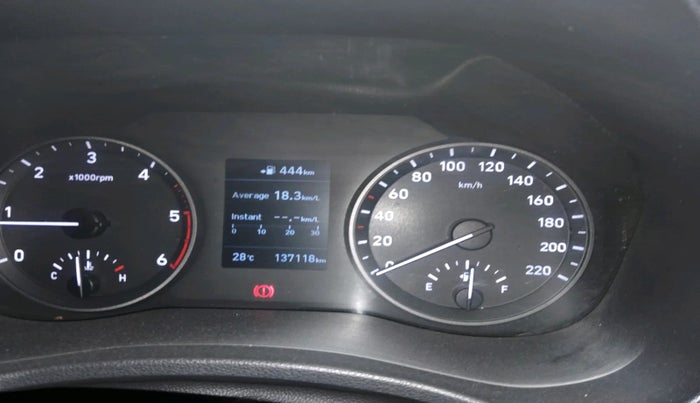 2018 Hyundai Verna 1.6 SX (O) CRDI MT, Diesel, Manual, 1,37,118 km, interior