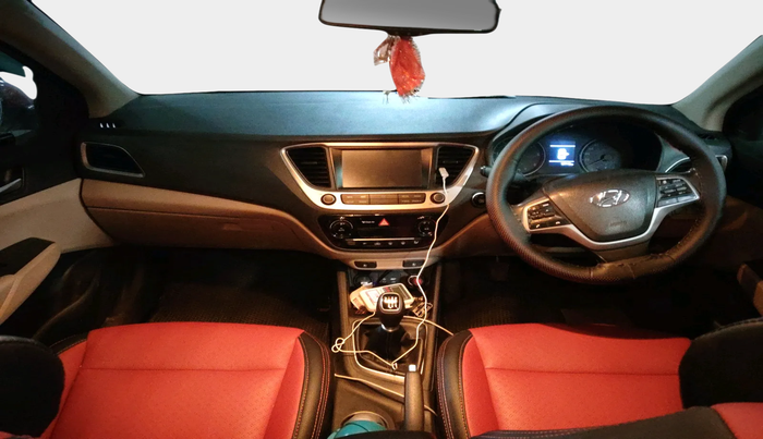 2018 Hyundai Verna 1.6 SX (O) CRDI MT, Diesel, Manual, 1,37,118 km, interior