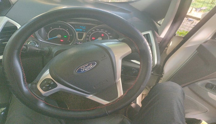 2017 Ford Ecosport TITANIUM + 1.5L DIESEL, Diesel, Manual, 98,490 km, interior