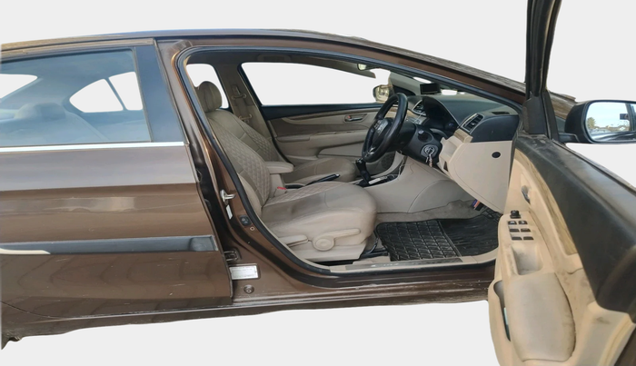 2018 Maruti Ciaz DELTA 1.5 SHVS MT PETROL, Petrol, Manual, 1,52,181 km, interior