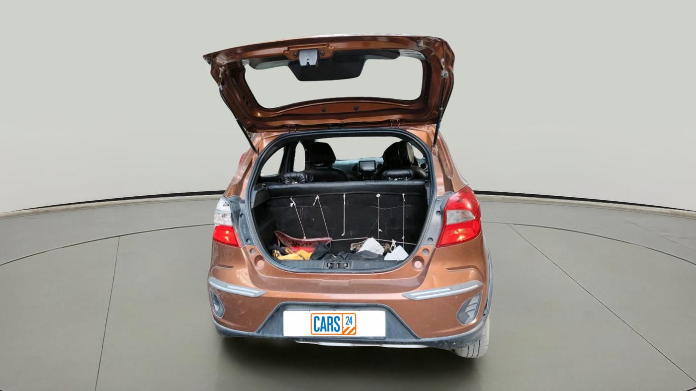 2020 Ford FREESTYLE TITANIUM 1.2 PETROL, Petrol, Manual, 1,08,233 km, exterior
