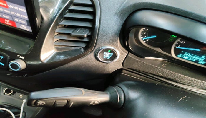 2020 Ford FREESTYLE TITANIUM 1.2 PETROL, Petrol, Manual, 1,08,233 km, interior