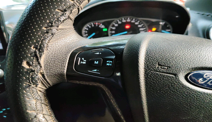 2020 Ford FREESTYLE TITANIUM 1.2 PETROL, Petrol, Manual, 1,08,233 km, interior