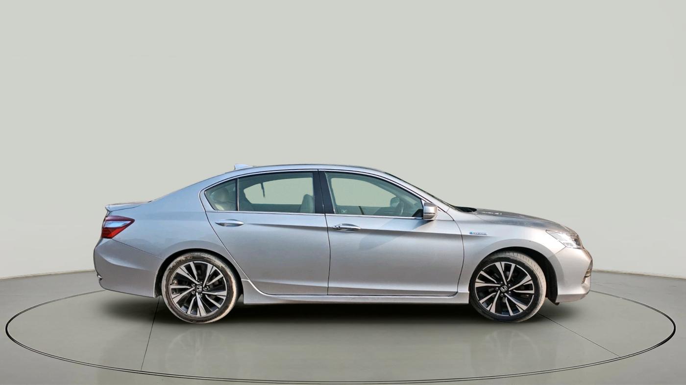 2017 Honda Accord HYBRID, Hybrid, Automatic, 1,12,511 km, exterior