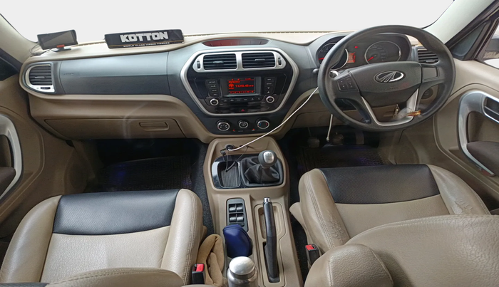 2015 Mahindra TUV300 T8, Diesel, Manual, 80,589 km, interior