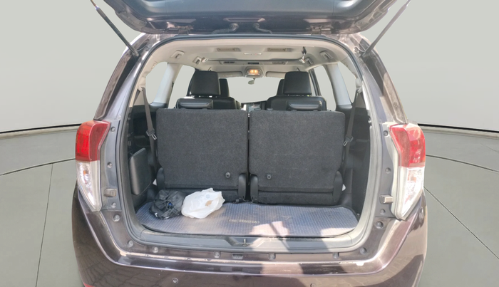 2018 Toyota Innova Crysta 2.4 ZX 7 STR, Diesel, Manual, 1,08,230 km, exterior