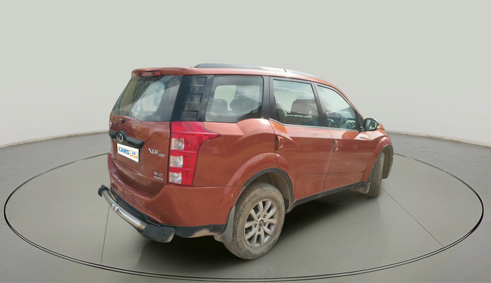 2017 Mahindra XUV500 W10 AT 1.99, Diesel, Automatic, 1,18,142 km, exterior