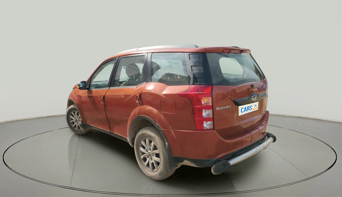 2017 Mahindra XUV500 W10 AT 1.99, Diesel, Automatic, 1,18,142 km, exterior