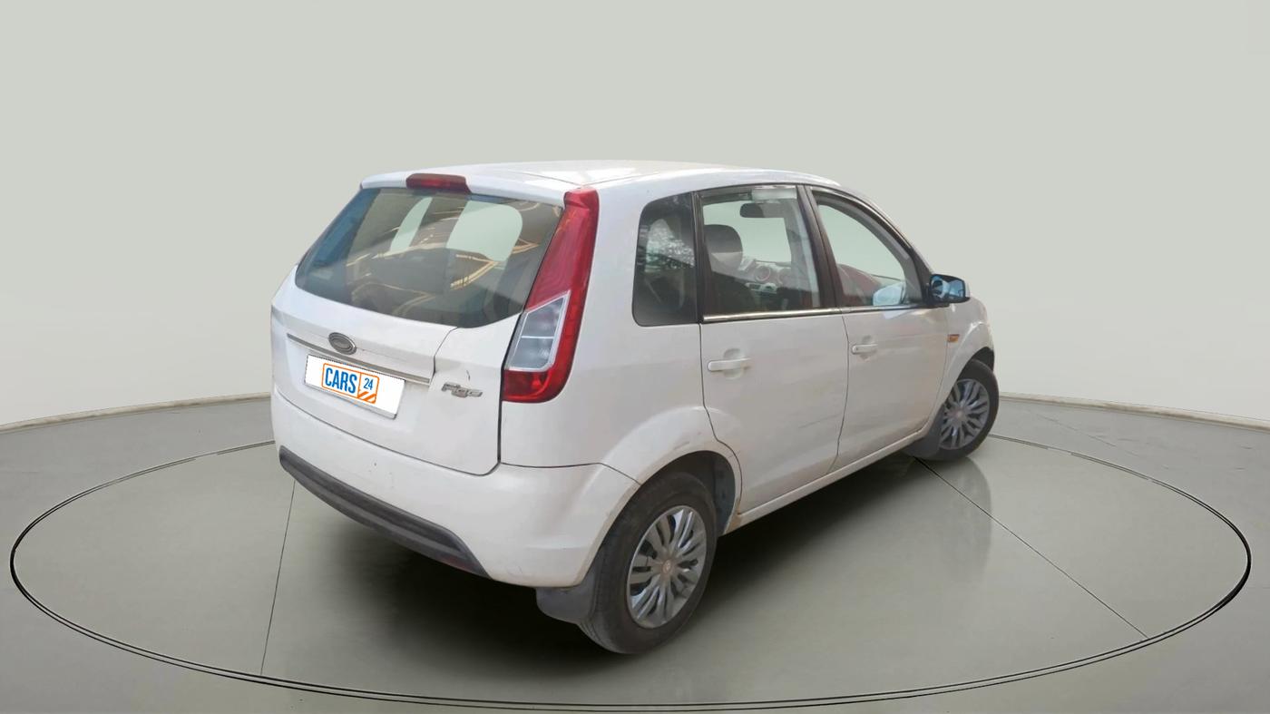 2013 Ford Figo ZXI 1.2 PETROL, Petrol, Manual, 1,15,788 km, exterior