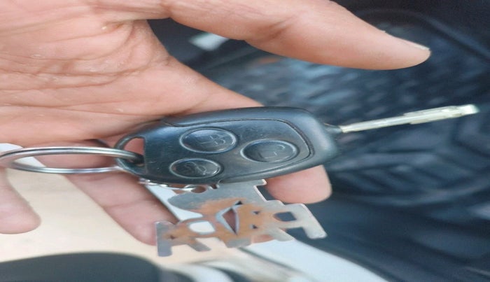 2013 Ford Figo ZXI 1.2 PETROL, Petrol, Manual, 1,15,788 km, interior