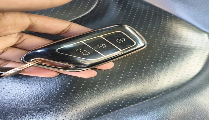 2020 MG HECTOR SHARP HYBRID 1.5 PETROL, Petrol, Manual, 76,049 km, interior