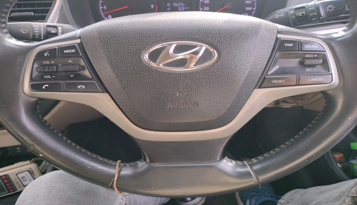 2018 Hyundai Verna 1.6 VTVT SX, Petrol, Manual, 93,082 km, interior