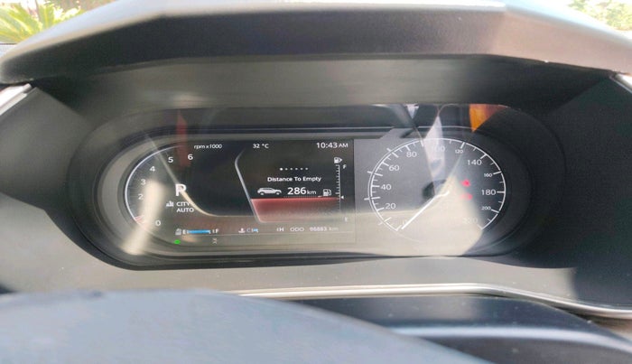 2020 Tata Harrier XZA PLUS 2.0L, Diesel, Automatic, 96,883 km, interior