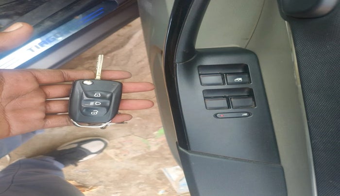 2019 Tata Tiago XZA PETROL, Petrol, Automatic, 36,979 km, interior